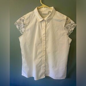 White shirt with handmade lace sleeves
